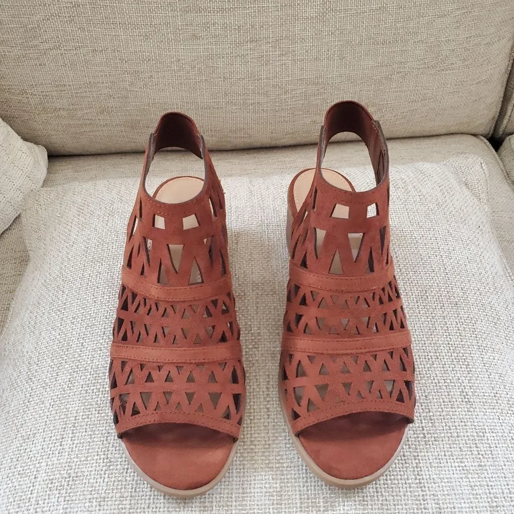 American Eagle Block Sandals Size 6.5 - Picture 5 of 15